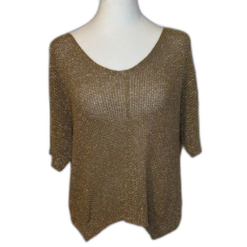Brand Bazar Shimmer Gold Knit V-Neck Short Sleeve Top One Size